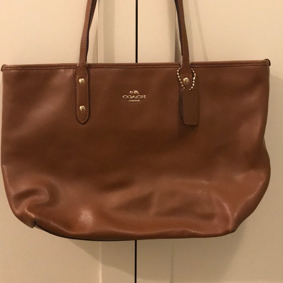 coach brown tote